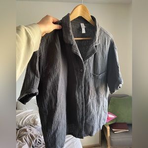 Stars above gauze button up